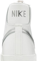 (W) Nike Blazer Mid '77 'Putih Perak Metalik' CZ1055-112 Sizing (W) Nike Blazer Mid '77 'Putih Perak Metalik' CZ1055-112