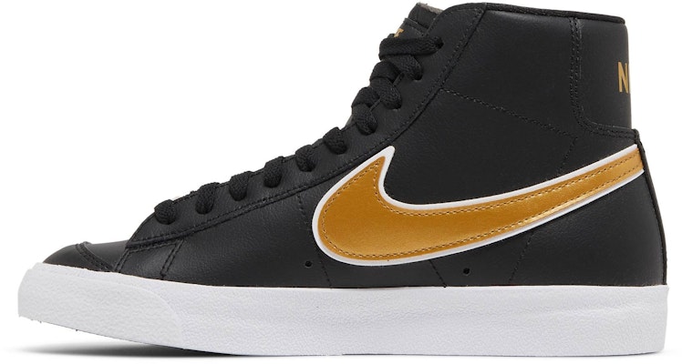 (W) 나이키 블레이저 미드 '77 블랙/골드 (Nike Blazer Mid '77 블랙/골드) DH0070-001 Lookbook (W) 나이키 블레이저 미드 '77 블랙/골드 (Nike Blazer Mid '77 블랙/골드) DH0070-001