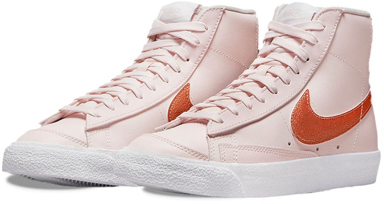 (W) 耐克Blazer Mid '77 Essential 粉色金属铜配色 DQ7574-600 Lookbook (W) 耐克Blazer Mid '77 Essential 粉色金属铜配色 DQ7574-600