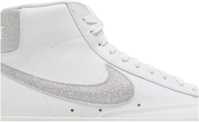 (女款)Nike Blazer Mid '77 Essential '白色金屬銀' DQ7574-100 Order (女款)Nike Blazer Mid '77 Essential '白色金屬銀' DQ7574-100