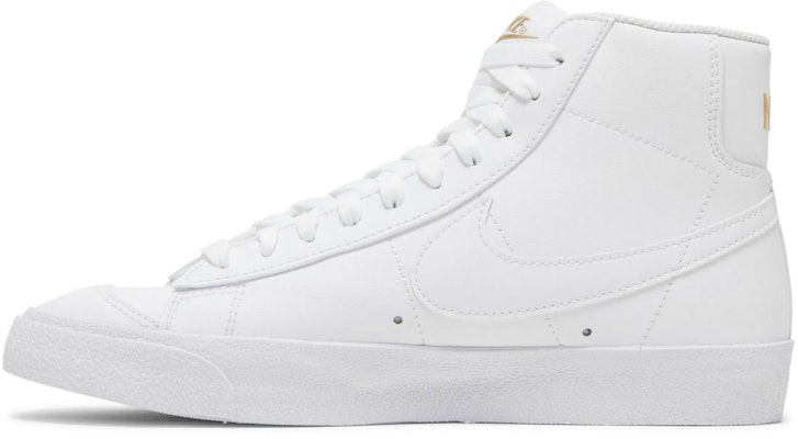 (Women) Nike Blazer Mid '77 LX 'Lucky Charms White' DM0850-100 Lookbook (Women) Nike Blazer Mid '77 LX 'Lucky Charms White' DM0850-100
