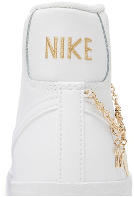 (Women) Nike Blazer Mid '77 LX 'Lucky Charms White' DM0850-100 Sizing (Women) Nike Blazer Mid '77 LX 'Lucky Charms White' DM0850-100