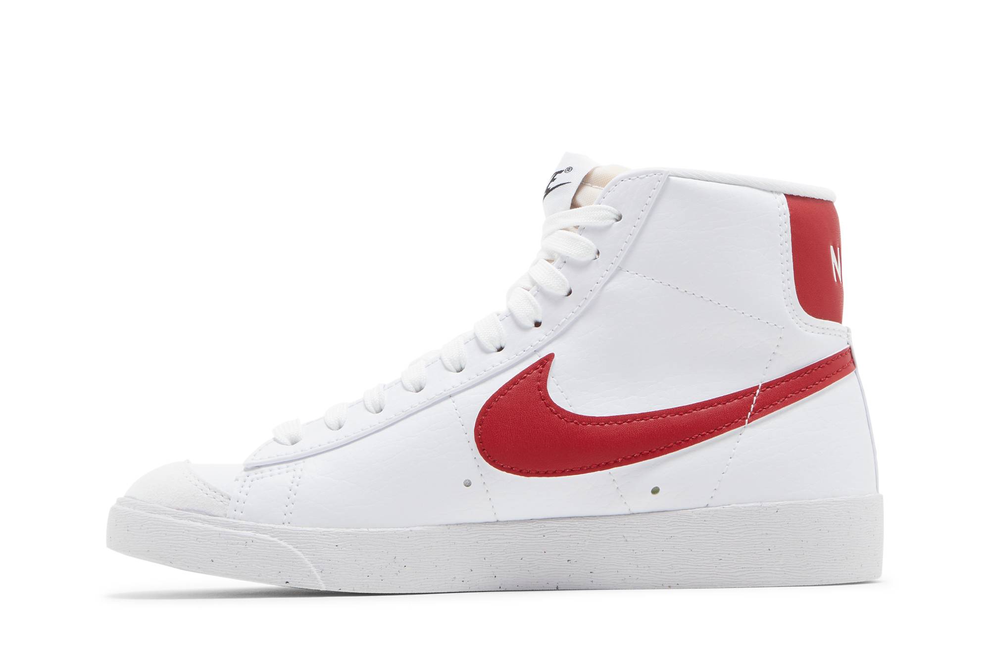 Lookbook (W) 耐克Blazer中帮 ’77 Next Nature '樱桃' DQ4124-103