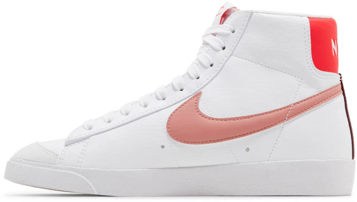 (女款)Nike Blazer Mid '77 Next Nature 「白紅星塵」DQ4124-105 Lookbook (女款)Nike Blazer Mid '77 Next Nature 「白紅星塵」DQ4124-105