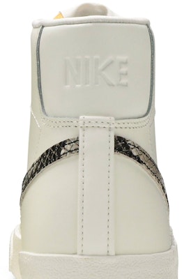 (Women) Nike Blazer Mid '77 SE 'Snakeskin' DA8736-100 Sizing (Women) Nike Blazer Mid '77 SE 'Snakeskin' DA8736-100