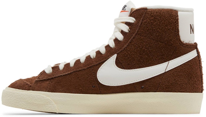 (Women) Nike Blazer Mid '77 Vintage 'Cacao Wow' DV7006-200 Lookbook (Women) Nike Blazer Mid '77 Vintage 'Cacao Wow' DV7006-200
