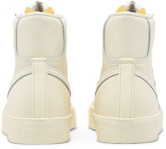 耐吉 Blazer Mid 77 潮流百搭 休閒 中幫 板鞋 女款 米黃 Details for 耐吉 Blazer Mid 77 潮流百搭 休閒 中幫 板鞋 女款 米黃