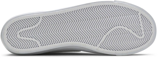 (W) Nike Blazer Mid '77 Vintage 'Emblema de Oro' DC1421-100 Shop (W) Nike Blazer Mid '77 Vintage 'Emblema de Oro' DC1421-100