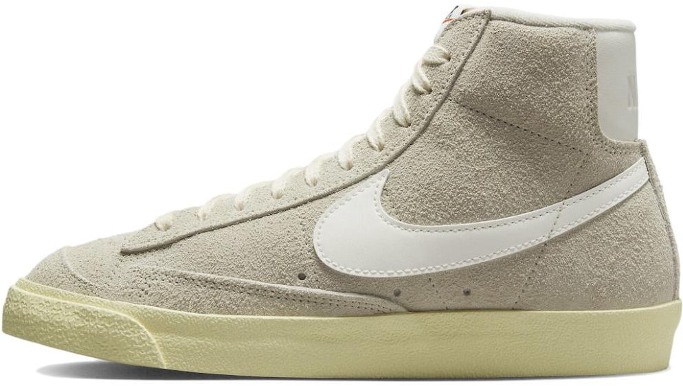 nike-blazer-mid-77-vintage-light-bone-alabaster-wmns