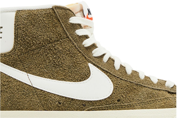 (W) Nike Blazer Mid '77 Vintage 'Olive Suede' Lelaki Wanita Kasut Suede Hijau DV7006-201 Order (W) Nike Blazer Mid '77 Vintage 'Olive Suede' Lelaki Wanita Kasut Suede Hijau DV7006-201