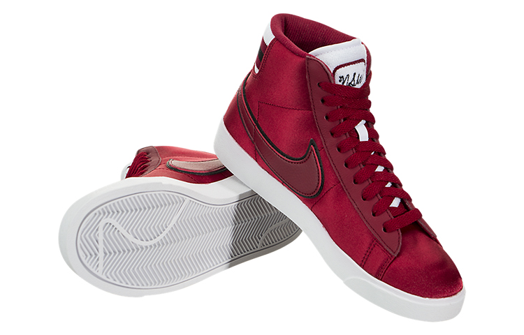 Shop (W) Nike Blazer Mid 'Merah Crush' AV9375-605