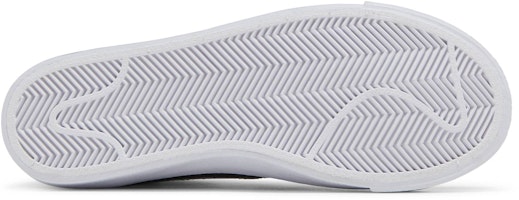 (W) ナイキ ブレーザーMid '77 黒/メタリックシルバー DA4283-001 Shop (W) ナイキ ブレーザーMid '77 黒/メタリックシルバー DA4283-001