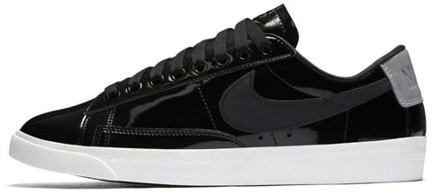 women-nike-blazer-premium-low-qs-black-aa-1557-001