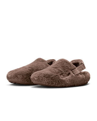 Details for （女）Nike Calm 特別版 FZ3118-200