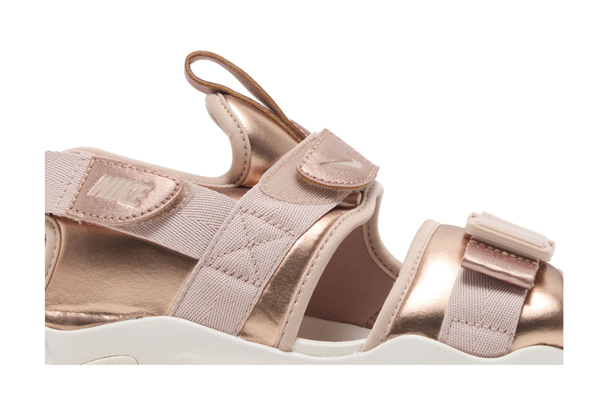 Order (W) Sandales Nike Canyon ''Bronze Rouge Métallique''. CW6211-929