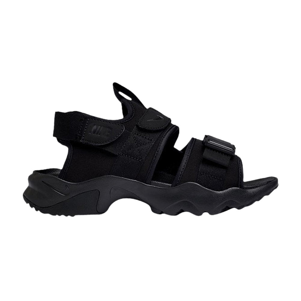 nike canyon women