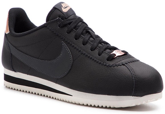 (Women) Nike Classic Cortez 'Bronze Heel' AV4618-001 Lookbook (Women) Nike Classic Cortez 'Bronze Heel' AV4618-001