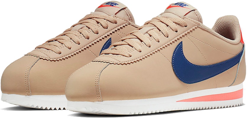 (W) ナイキ クラシック コルテッツ "デザートオレ" 807471-200 Lookbook (W) ナイキ クラシック コルテッツ "デザートオレ" 807471-200