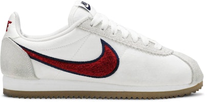 (Wanita) Nike Classic Cortez Chenille Swoosh Red Crush 905614-103 Buy (Wanita) Nike Classic Cortez Chenille Swoosh Red Crush 905614-103