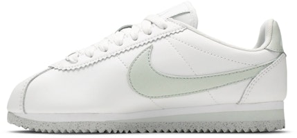 (W) Nike Classic Cortez Flyleather Blanco Plata Claro AR4874-100 Lookbook (W) Nike Classic Cortez Flyleather Blanco Plata Claro AR4874-100