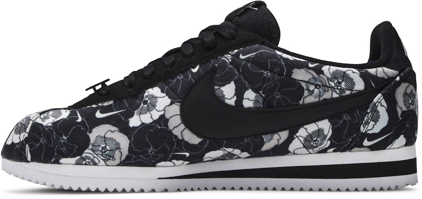 (W) Nike Classic Cortez LX 'Hitam Bunga' AV1338-001 Lookbook (W) Nike Classic Cortez LX 'Hitam Bunga' AV1338-001