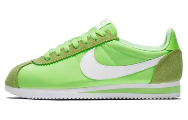 (Women) Nike Classic Cortez Nylon Ghost Green 749864-310