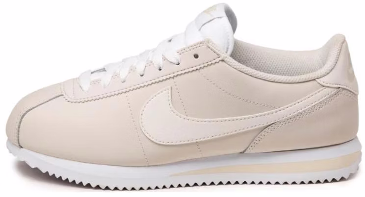 women-nike-classic-cortez-premium-light-bone-ar-5696-003