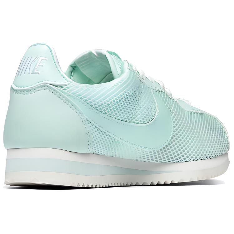 Shop (W) Nike Classic Cortez Premium Hijau 905614-301