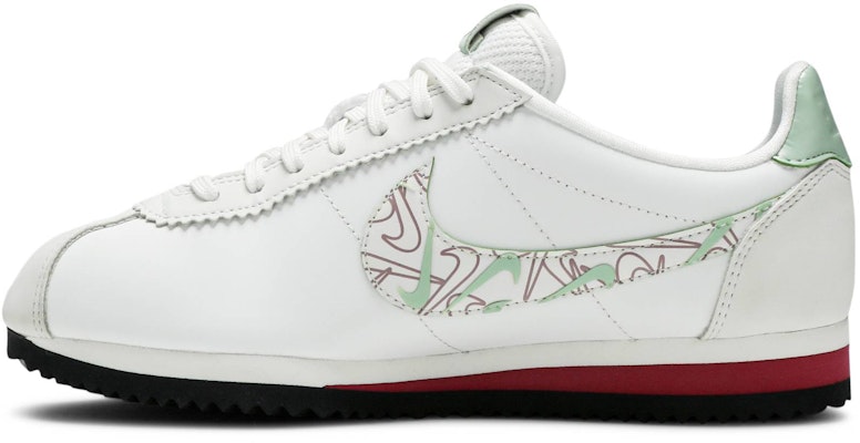 (W) 나이키 코르테즈 SE '발렌타인' (Nike Cortez SE 'Valentine' ) CI7854-100 Lookbook (W) 나이키 코르테즈 SE '발렌타인' (Nike Cortez SE 'Valentine' ) CI7854-100