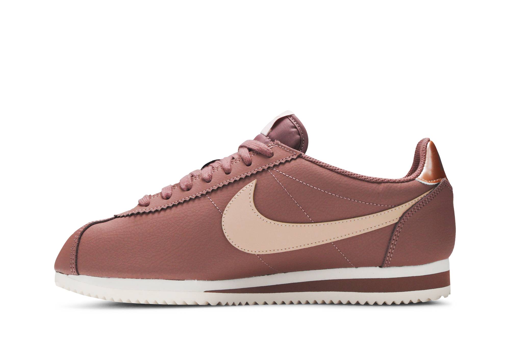 Lookbook (W) Nike Classic Cortez Malva Ahumado Metallic Rojo Bronce AV4618-200