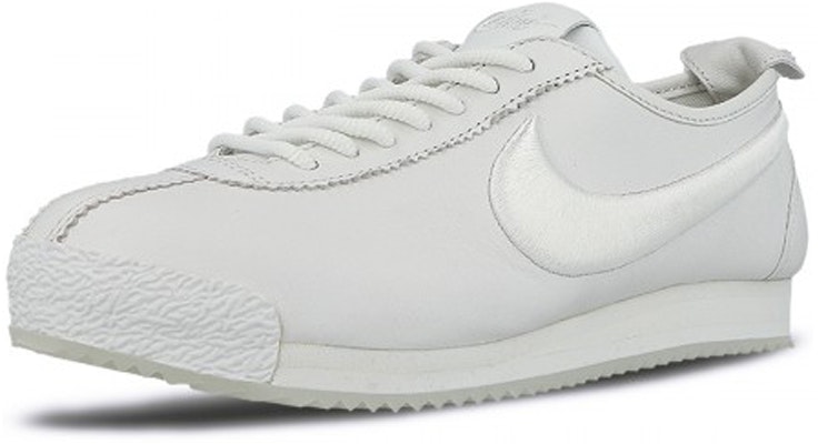 (W) 耐克 Cortez '72 全白配色 881205-100 Lookbook (W) 耐克 Cortez '72 全白配色 881205-100