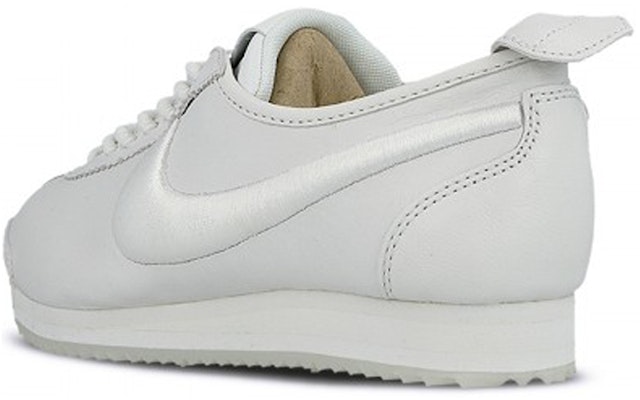 (W) 耐克 Cortez '72 全白配色 881205-100 Shop (W) 耐克 Cortez '72 全白配色 881205-100