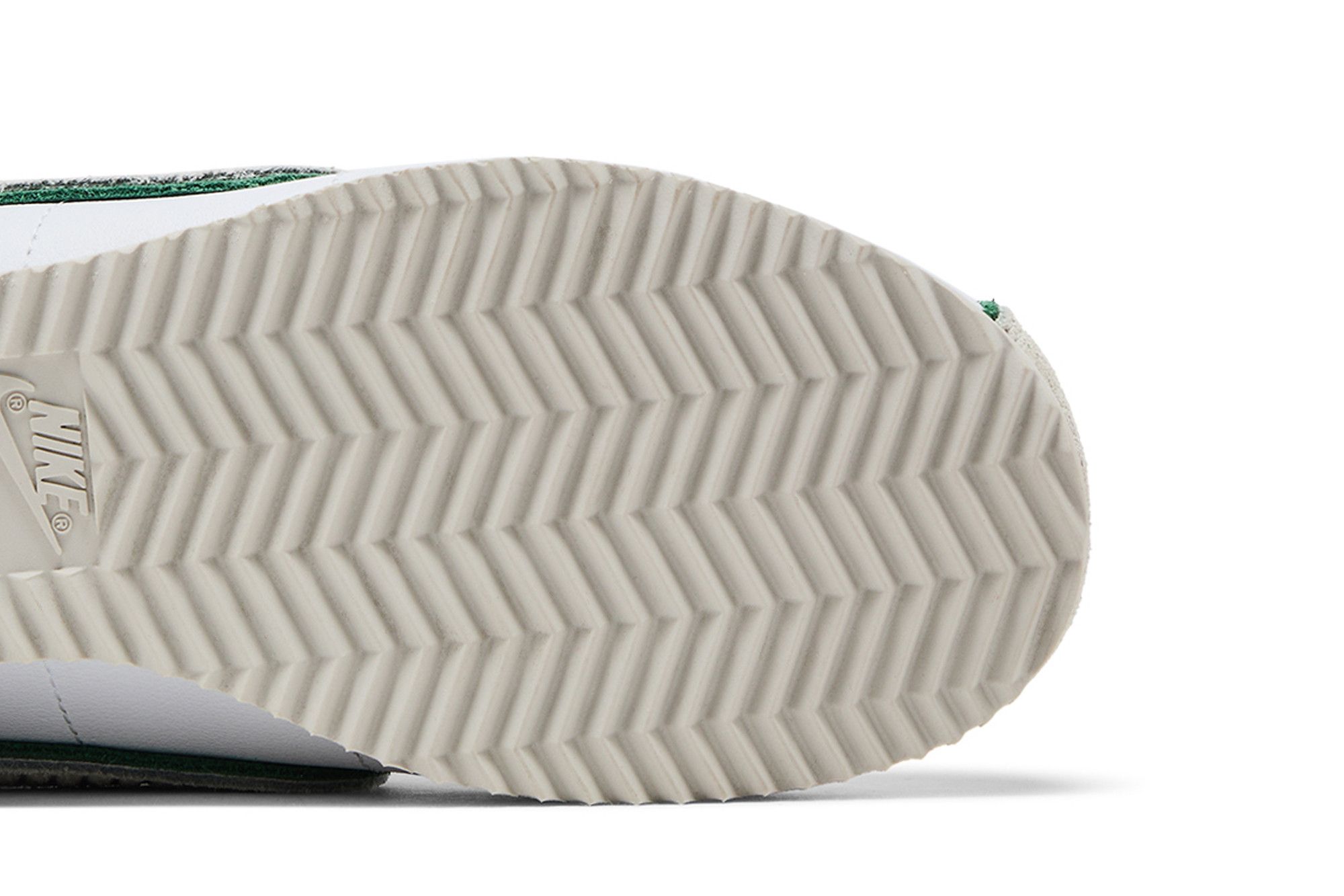 Purchase (W) Nike Cortez 'Bersatu Dalam Bunga' FQ0259-110