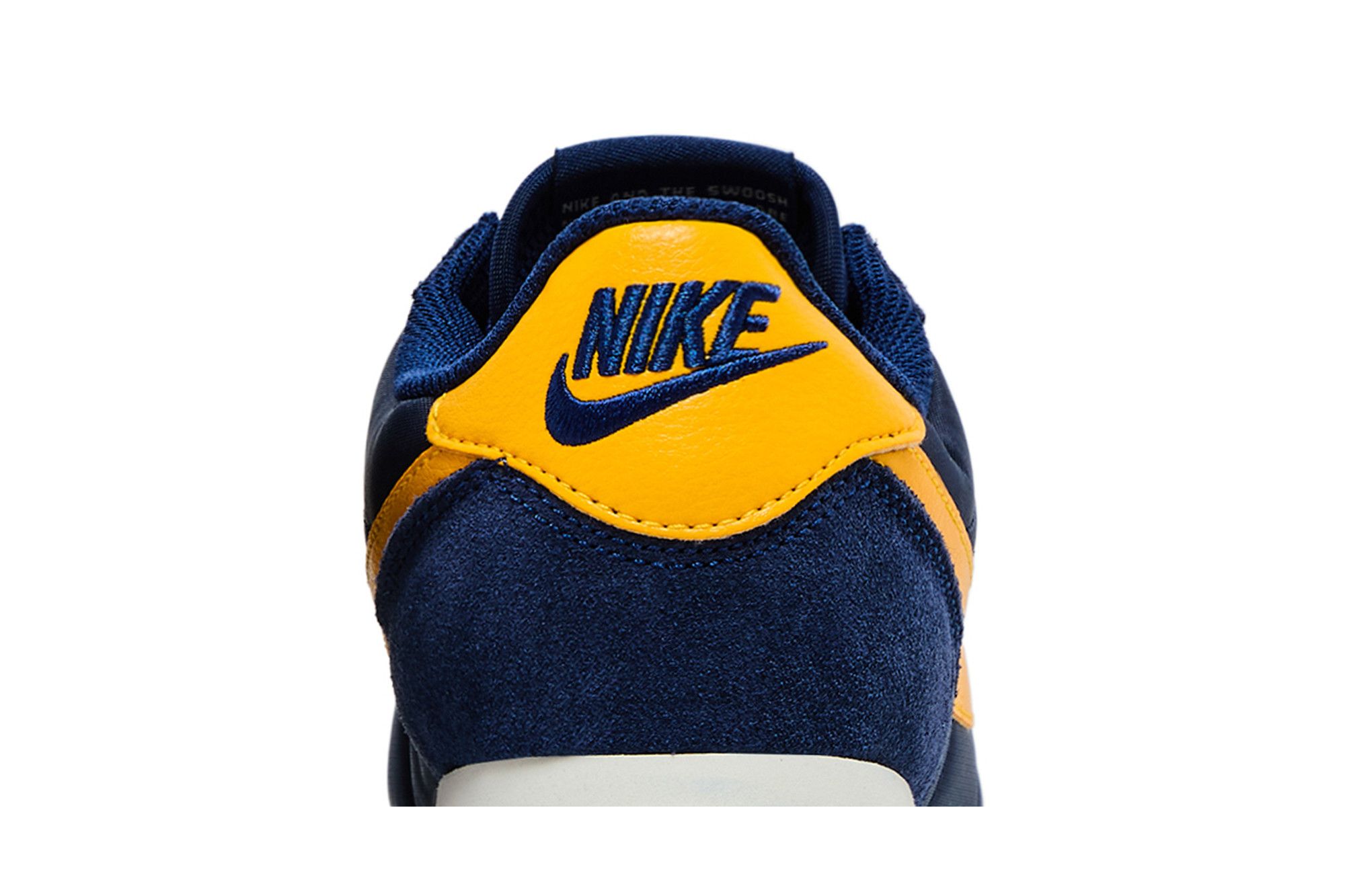 Cheap (W) Nike Cortez 'Michigan' Sepatu Sneakers DZ2795-403