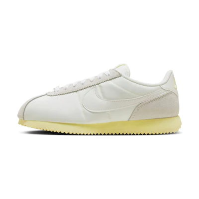 (W) Nike Cortez 'Pale Yellow'