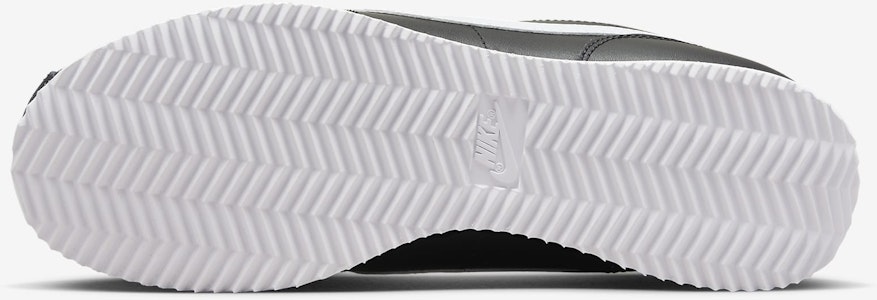 (W) Nike Cortez Kulit 'Hitam Putih' DN1791-001 Lookbook (W) Nike Cortez Kulit 'Hitam Putih' DN1791-001