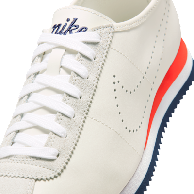 Sizing (W) Nike Cortez Leather Sail/Putih/Light Crimson/Midnight Navy HQ1841-101