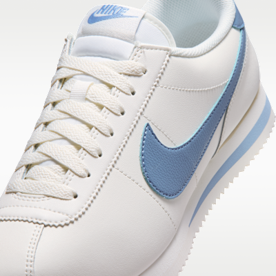 Sizing (W) Nike Cortez Leather Sail/Work Blue Sepatu Kulit Putih Biru DN1791-119