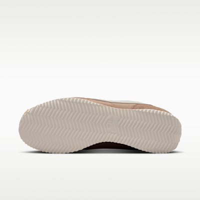 Order (W) Nike Cortez Textiel British Khaki/Zwart/Veiligheidsoranje/Sail DZ2795-205