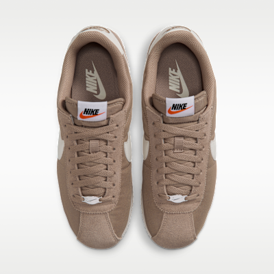 Shop (W) Nike Cortez Textiel British Khaki/Zwart/Veiligheidsoranje/Sail DZ2795-205