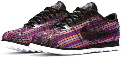 (W) Nike Cortez Ultra JCRD PRM 'Hot Lava' Sepatu Sneakers 885026-001 Lookbook (W) Nike Cortez Ultra JCRD PRM 'Hot Lava' Sepatu Sneakers 885026-001