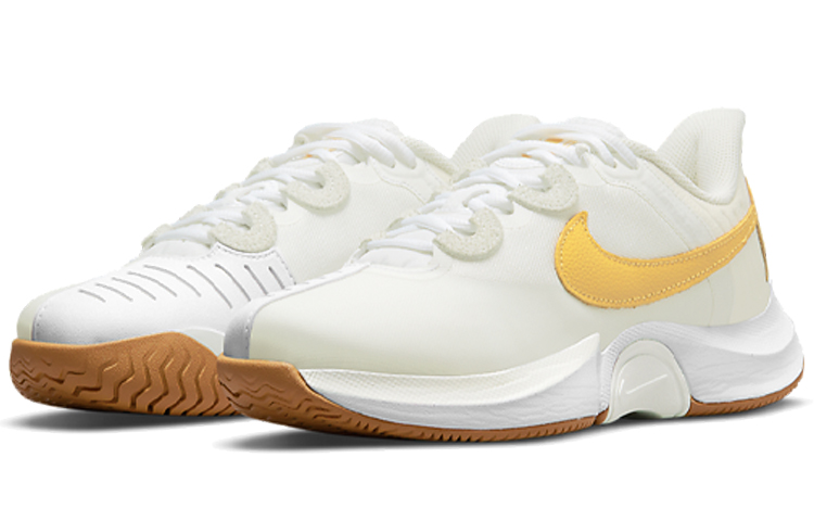 Lookbook (W) ナイキコート エアズームGPターボ 白/オレンジ CK7580-155