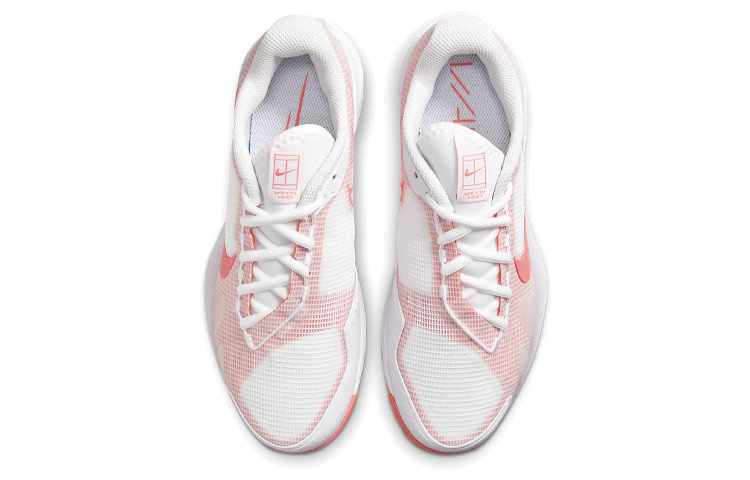Shop Nike Court Air Zoom Vapor Pro 輕便通風網球鞋 女款 果凍粉