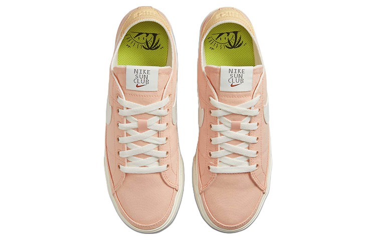 Shop (W) ナイキ コート レガシー キャンバス "アークティックオレンジ/セイル" CZ0294-800