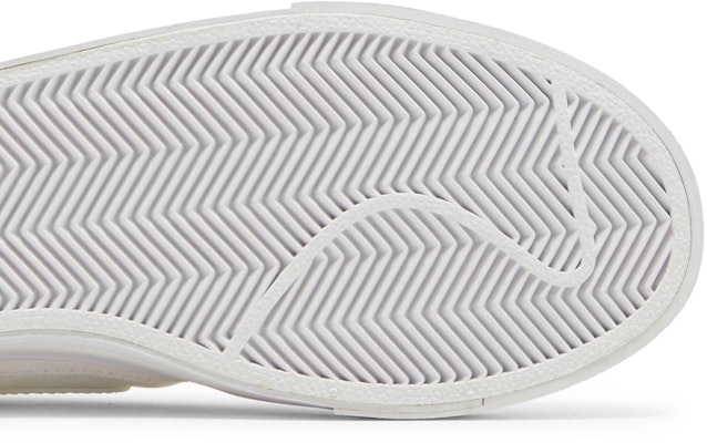 (W) 나이키 코트 레거시 캔버스 "트리플 화이트" CZ0294-100 Purchase (W) 나이키 코트 레거시 캔버스 "트리플 화이트" CZ0294-100