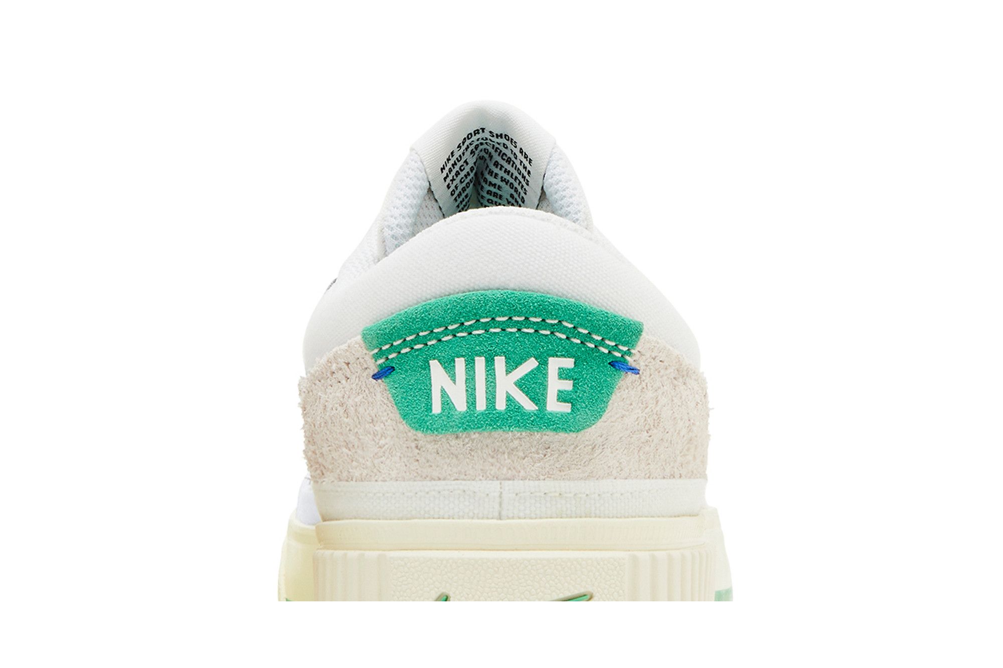 Sizing (W) Nike Court Legacy Lift ''Blanc et Vert Stadium'' FJ5483-100