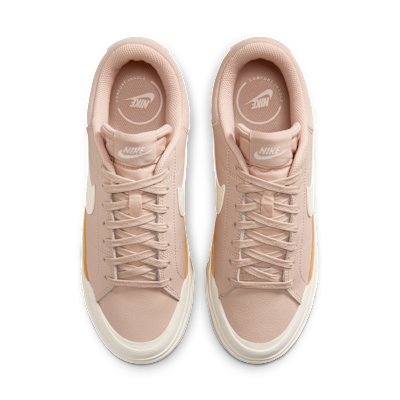 Shop (W) Nike Court Legacy Lift 運動鞋 微光/淡象牙/深沉/粉筆 DM7590-202