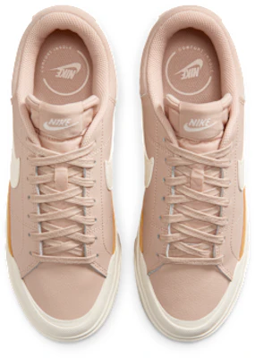 (W) Zapatillas Nike Court Legacy Lift Shimmer/Marfil Pálido/Fallen/Chalk DM7590-202 Shop (W) Zapatillas Nike Court Legacy Lift Shimmer/Marfil Pálido/Fallen/Chalk DM7590-202