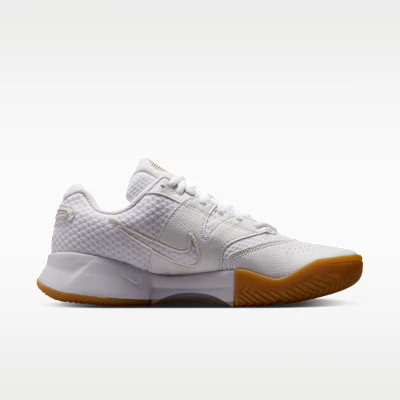 (W) Nike Court Lite 4 Putih/Summit White/Linen/Coklat Orewood Muda FD6575-113 Lookbook (W) Nike Court Lite 4 Putih/Summit White/Linen/Coklat Orewood Muda FD6575-113