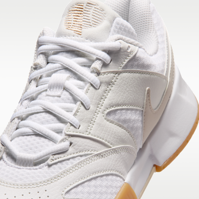 Sizing (W) Nike Court Lite 4 Putih/Summit White/Linen/Coklat Orewood Muda FD6575-113